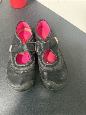 PLAE Girls Black Shoes with Pink Liner